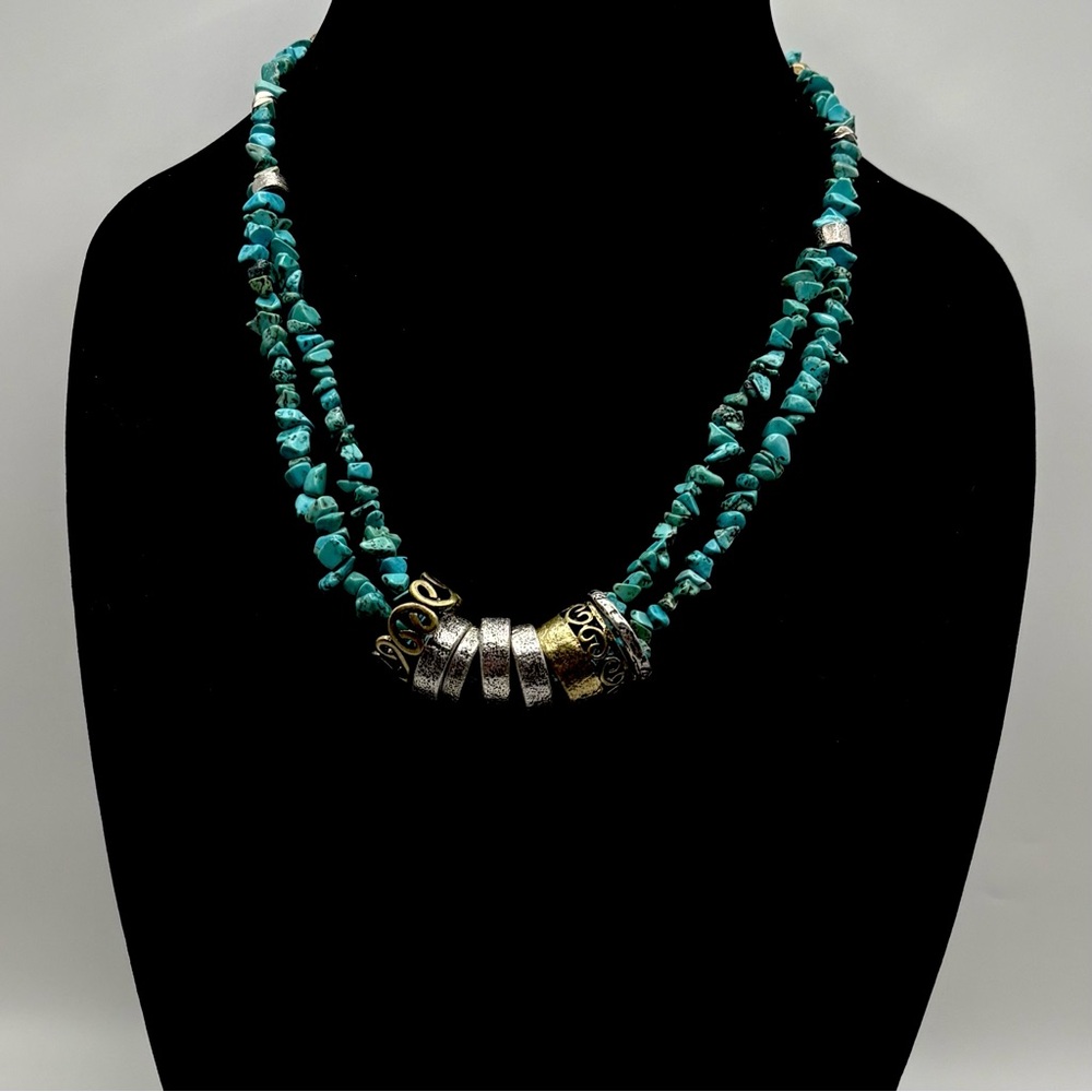 Coldwater Creek Southwestern Style Turquoise Necklace with Ring Accents